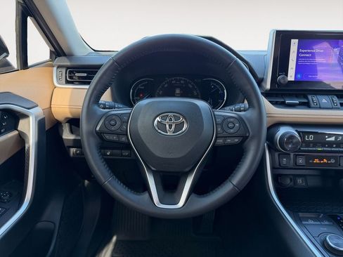 Used 2023 Toyota RAV4 XLE Premium AWD/4WD image 13