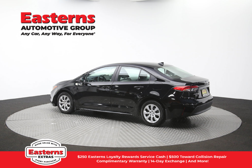 Used 2026 Toyota Corolla LE FWD image 63