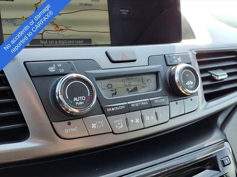 Used 2015 Honda Odyssey Touring image 32