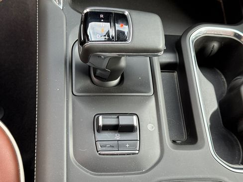 Certified 2023 GMC Sierra 1500 Denali Ultimate AWD/4WD image 35