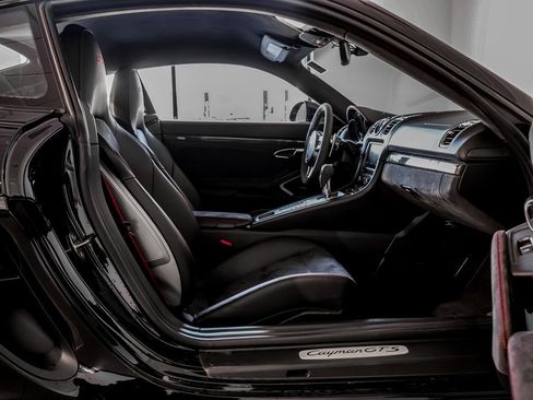 Certified 2016 Porsche Cayman GTS image 25