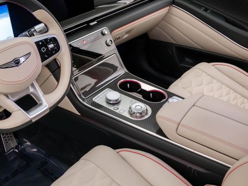 Used 2025 Genesis GV80 3.5T e-SC image 12