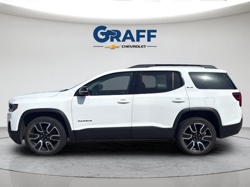 Used 2021 GMC Acadia SLE w/ Driver Convenience Package FWD image 3