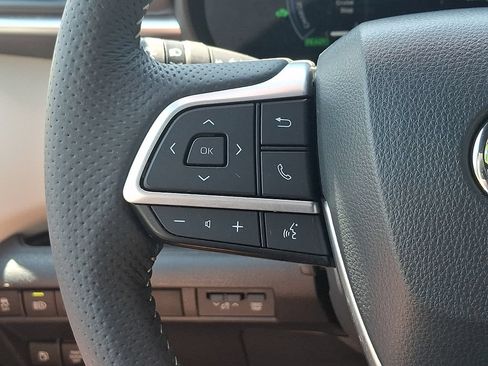 Used 2026 Toyota Sienna Limited AWD/4WD image 22