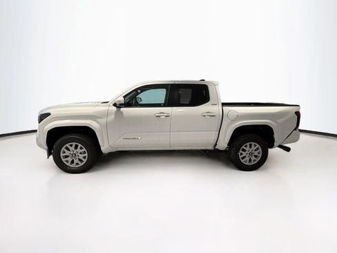 New 2025 Toyota Tacoma SR5 image 4