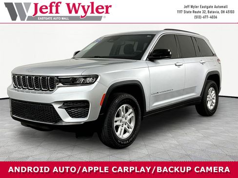 Used 2024 Jeep Grand Cherokee Laredo w/ Luxury Tech Group I AWD/4WD image 1