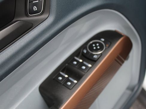 Used 2024 Ford Maverick Lariat image 25