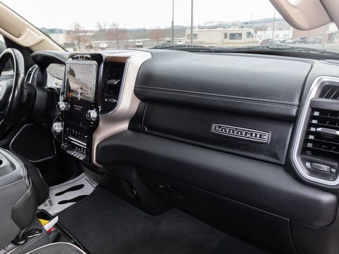Used 2021 RAM 1500 Laramie image 19