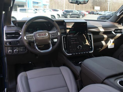 New 2026 GMC Yukon XL Elevation w/ Elevation Premium Package image 15