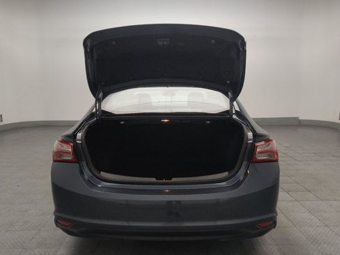 Used 2021 Chevrolet Malibu LT FWD image 29