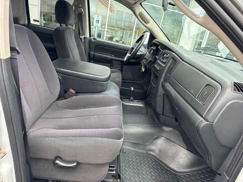 Used 2004 Dodge Ram 1500 Truck SLT w/ Big Horn Quad Cab Value Group image 10