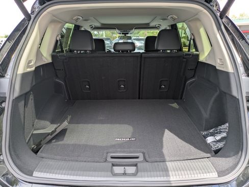 New 2026 Nissan Rogue SV AWD/4WD image 13