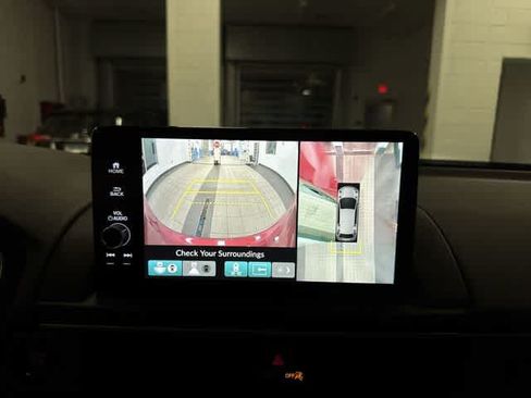 Used 2023 Honda Pilot Elite image 27