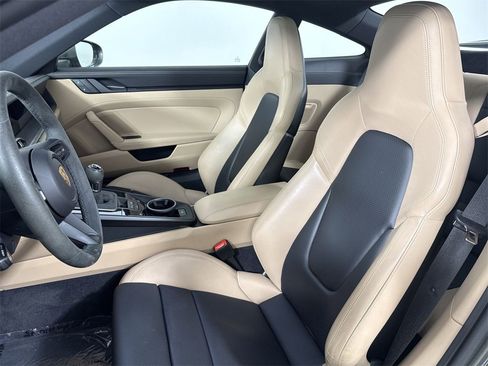 Certified 2024 Porsche 911 Carrera GTS image 5