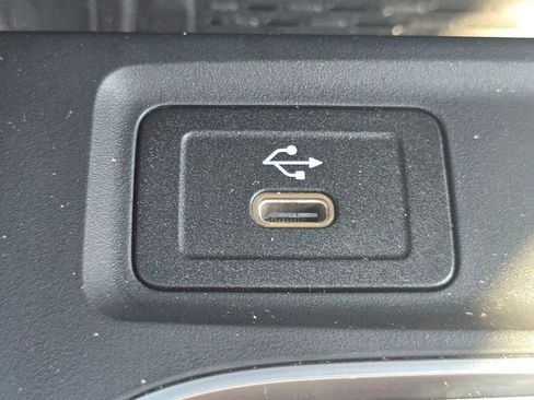 Certified 2026 Mercedes-Benz GLB 35 AMG 4MATIC image 32