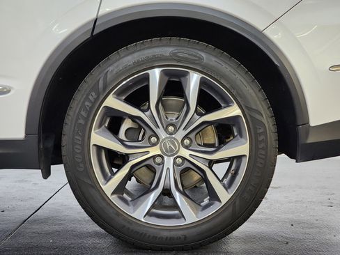 Used 2023 Acura MDX SH-AWD w/ Technology Package image 32