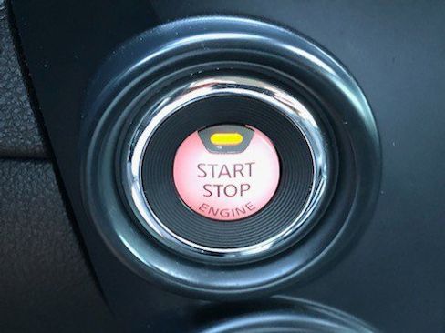 Used 2023 Nissan Titan SV w/ SV Convenience Package image 28