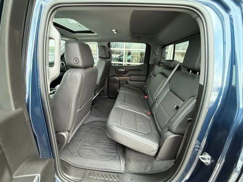 Used 2022 GMC Sierra 1500 Denali w/ Denali Premium Package image 29