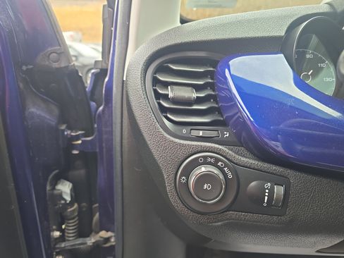 Used 2019 FIAT 500X Trekking image 14