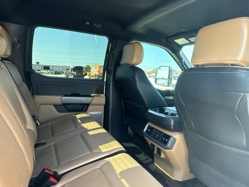 Used 2022 Ford F150 Lariat w/ Equipment Group 502A High RWD image 26