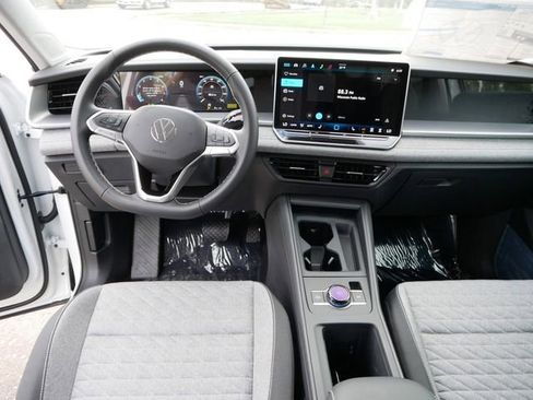 New 2025 Volkswagen Tiguan S AWD/4WD image 9