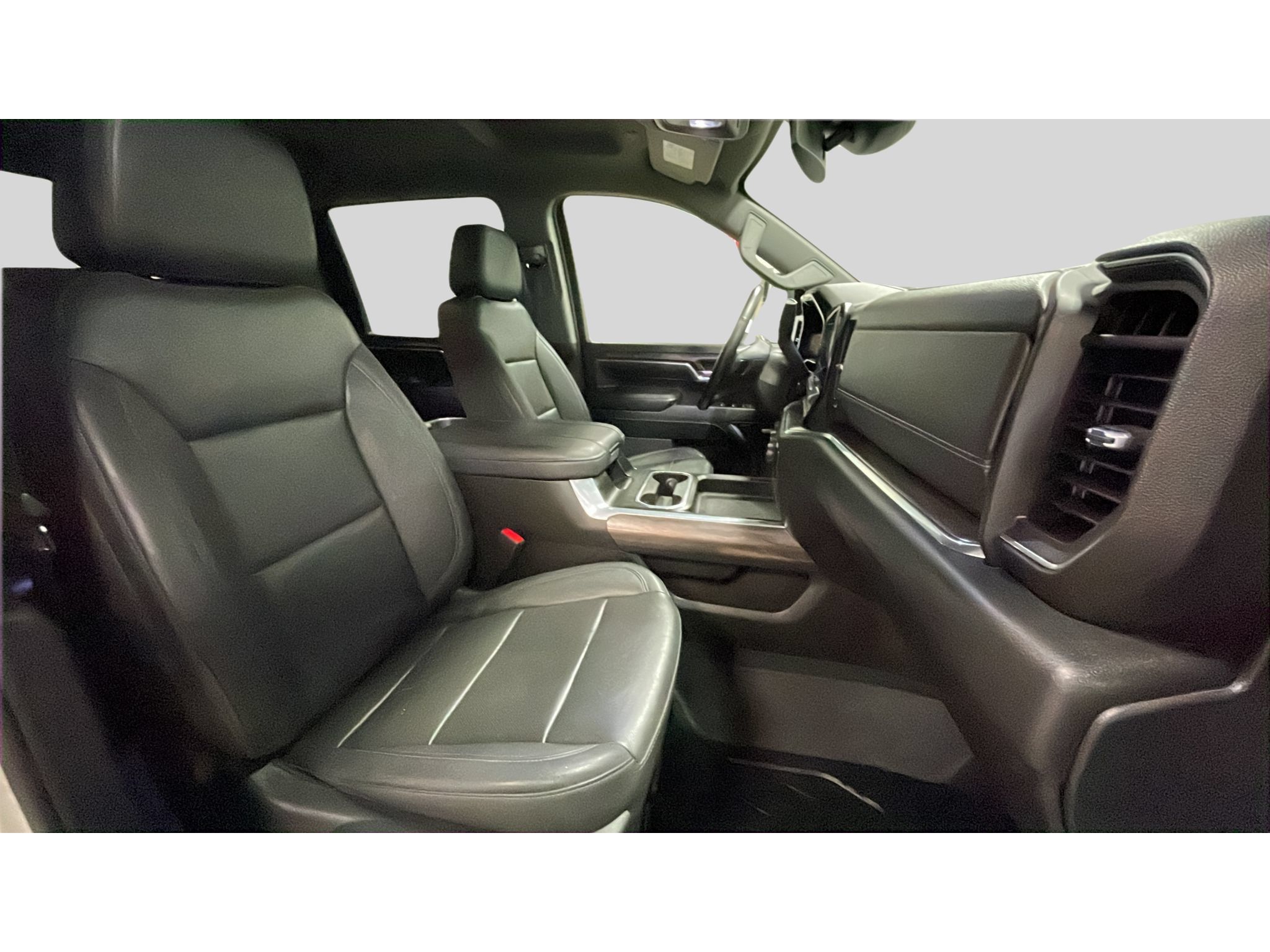 Used 2024 Chevrolet Silverado 2500 LTZ w/ LTZ Convenience Package AWD/4WD image 17