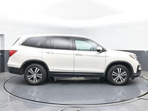 Used 2019 Honda Pilot EX-L image 11