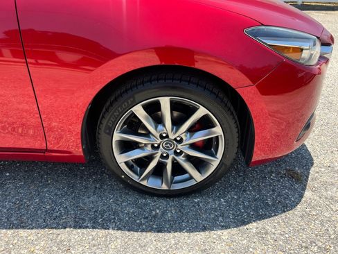 Used 2018 MAZDA MAZDA3 Grand Touring FWD image 25