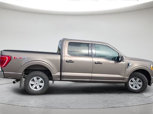 Used 2021 Ford F150 XLT w/ Equipment Group 301A Mid AWD/4WD image 5
