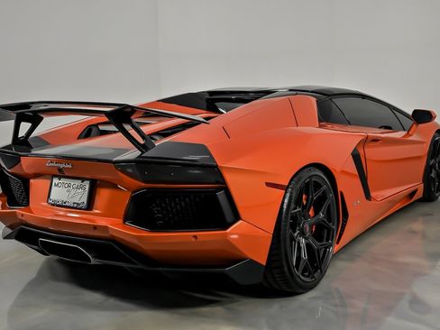 Used 2014 Lamborghini Aventador LP 700-4 AWD/4WD image 13