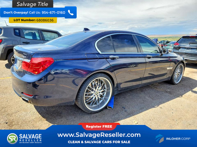 Used 2011 BMW 750i RWD image 4