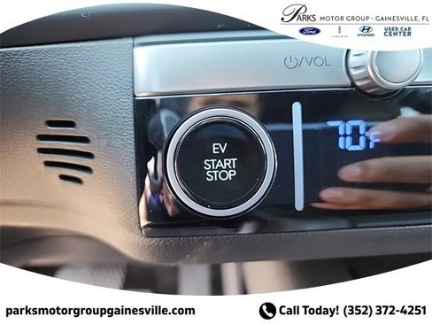 New 2025 Hyundai Ioniq 6 SEL image 30