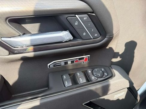 New 2026 GMC Sierra 1500 AT4 w/ AT4 Premium Package AWD/4WD image 18