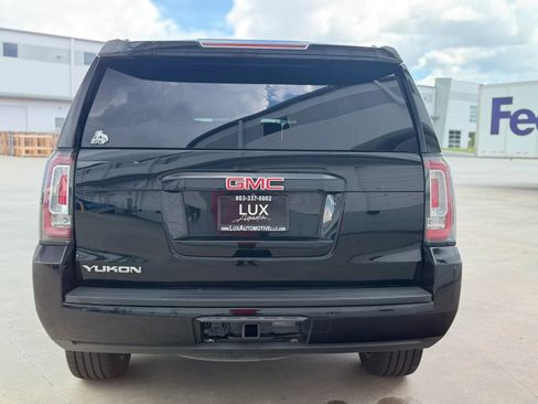 Used 2016 GMC Yukon SLT AWD/4WD image 9
