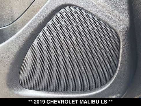 Used 2019 Chevrolet Malibu LS FWD image 23