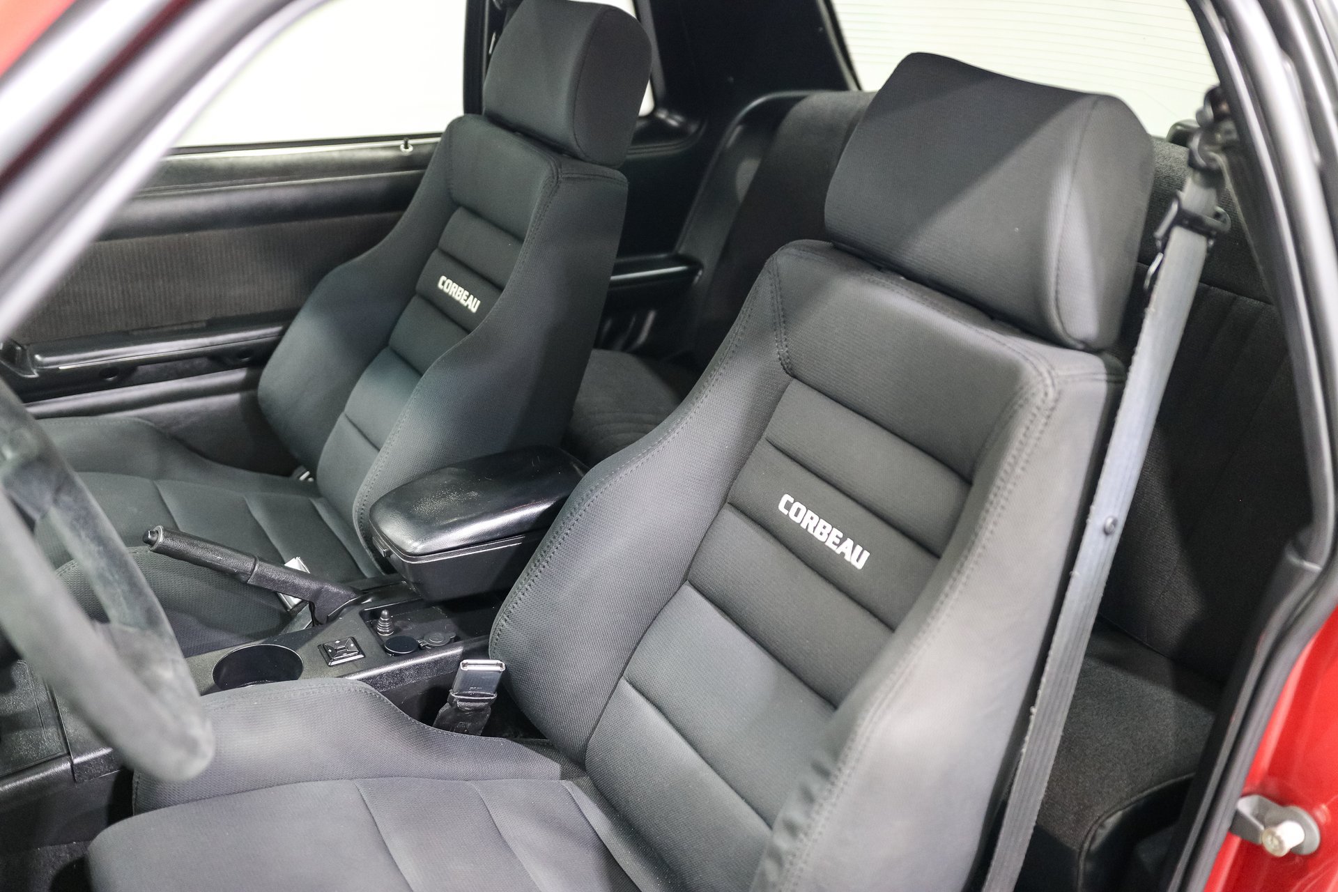 Used 1990 Ford Mustang LX RWD image 12