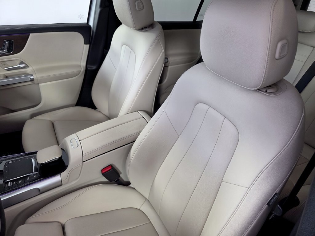 Certified 2023 Mercedes-Benz GLB 250 image 11