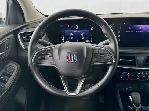 Used 2025 Buick Encore GX Preferred image 18