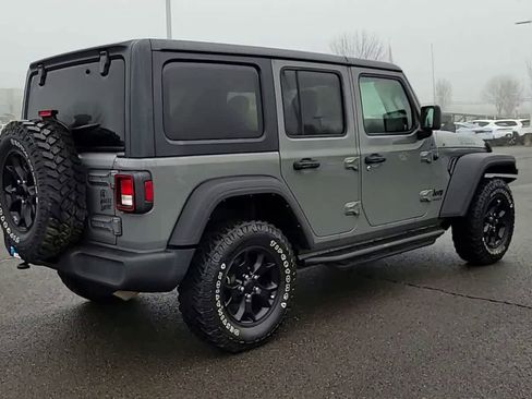 Used 2021 Jeep Wrangler Unlimited Sport image 8