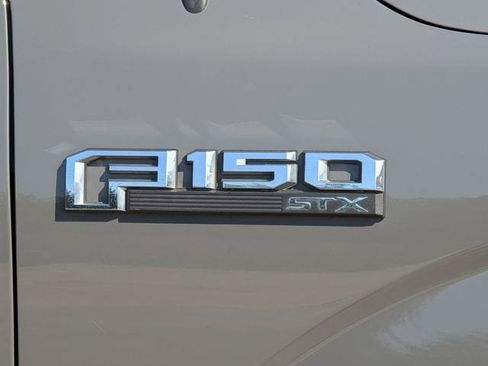 Used 2020 Ford F150 XL w/ Equipment Group 101A Mid RWD image 10