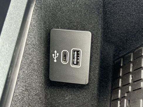 New 2025 Lincoln Navigator Reserve w/ Jet Appearance Package image 33