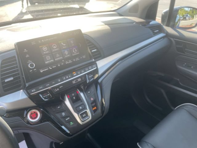 Certified 2025 Honda Odyssey Touring image 14