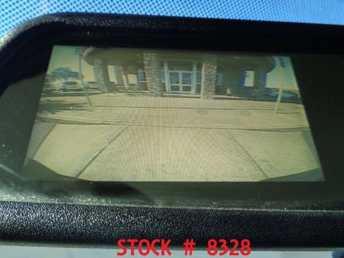 Used 2017 Chevrolet Express 2500 image 19