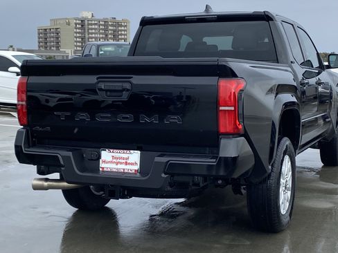Certified 2026 Toyota Tacoma SR5 image 4