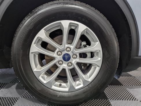 Used 2022 Ford Escape SE w/ Cold Weather Package image 6