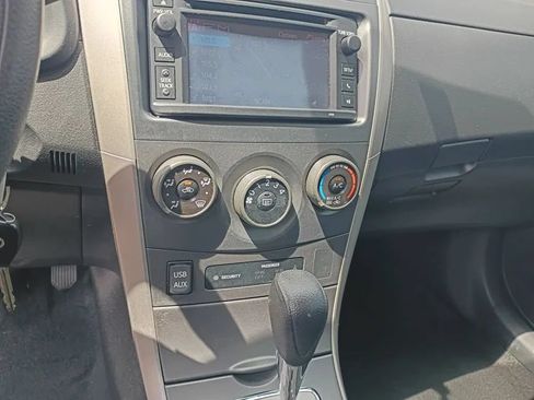 Used 2013 Toyota Corolla S FWD image 12