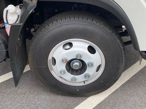 New 2024 Isuzu NPR image 17