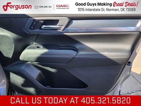 New 2027 GMC Terrain Elevation w/ Elevation Premium Package FWD image 37
