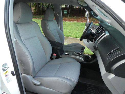 Used 2012 Toyota Tacoma PreRunner w/ TRD Sport Upgrade Pkg RWD image 8