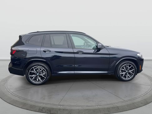 Used 2024 BMW X3 xDrive30i w/ M Sport Package image 4